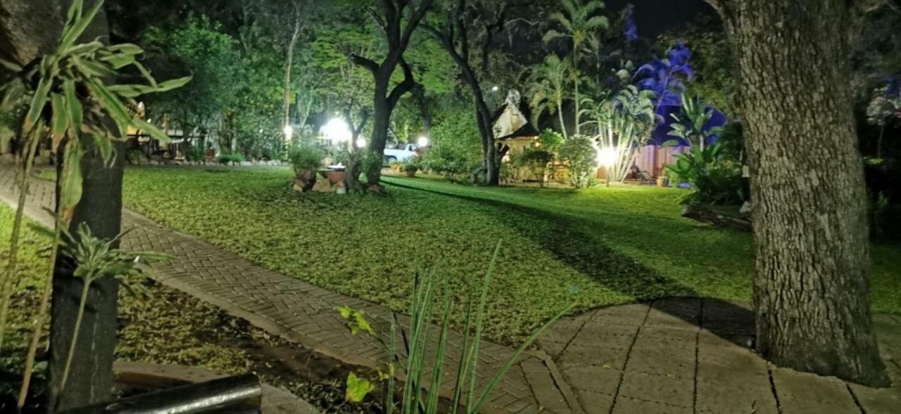 Sunbird Lodge Phalaborwa Zewnętrze zdjęcie